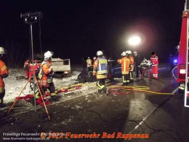 PKW-Fahrerin verstirbt nach Verkehrsunfall