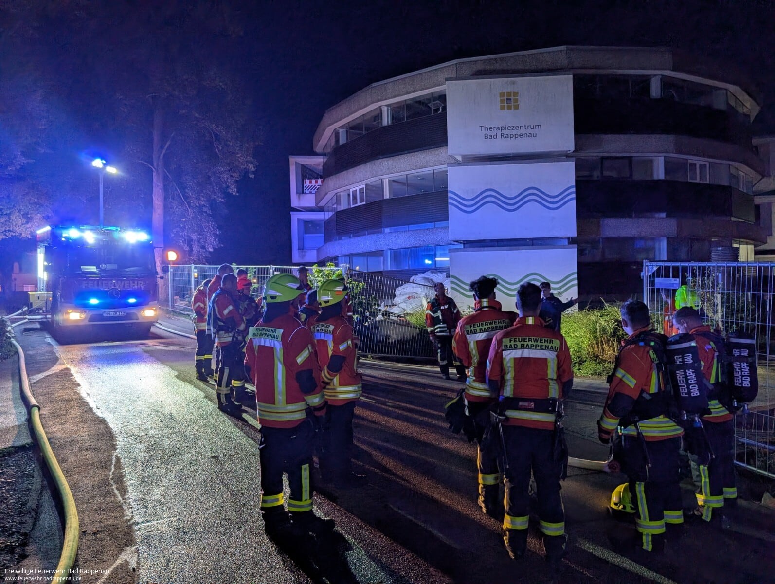 Übung: Gebäudebrand mit Menschenleben in Gefahr