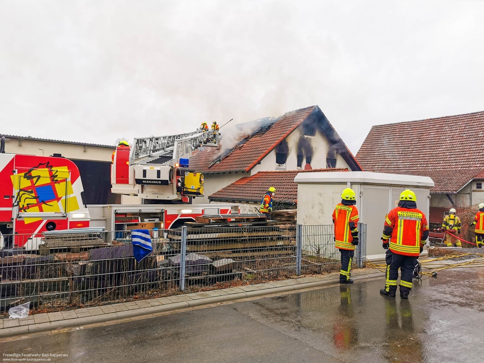 Überlandhilfe zu einem Gebäudebrand in Kirchardt