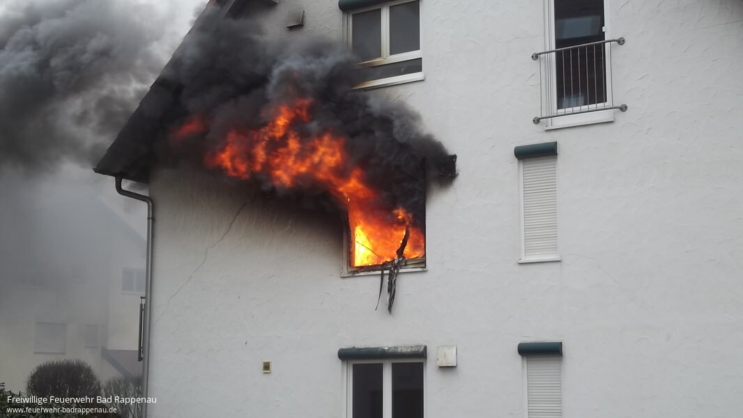 Alarmstichwort Wohnungsbrand - Menschenleben in Gefahr