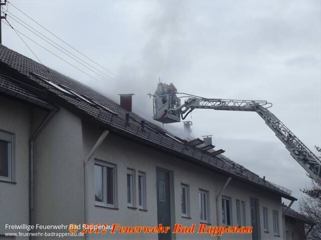 Schwerverletzter bei Wohnhausbrand