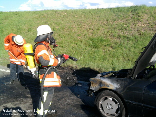 PKW-Brand auf Ortsumgehung von Bonfeld
